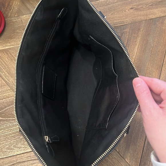 Coach shoulder bag. - Picture 4 of 5